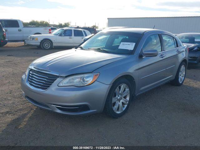 Photo 1 VIN: 1C3CCBBB4DN639641 - CHRYSLER 200 