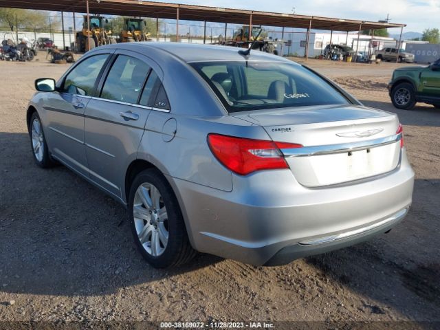 Photo 2 VIN: 1C3CCBBB4DN639641 - CHRYSLER 200 