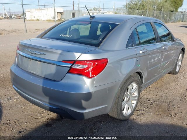 Photo 3 VIN: 1C3CCBBB4DN639641 - CHRYSLER 200 