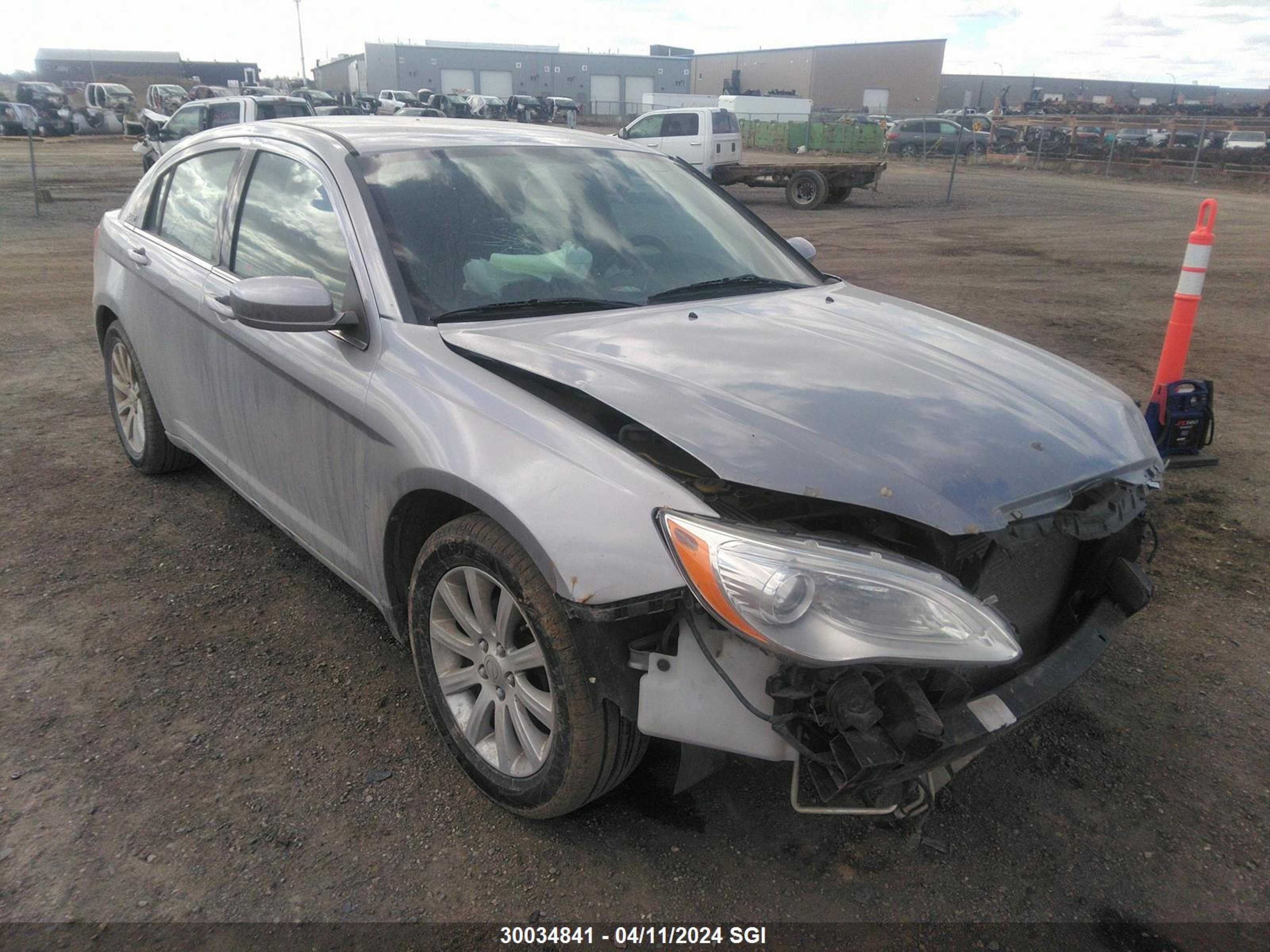 Photo 0 VIN: 1C3CCBBB4EN100700 - CHRYSLER 200 