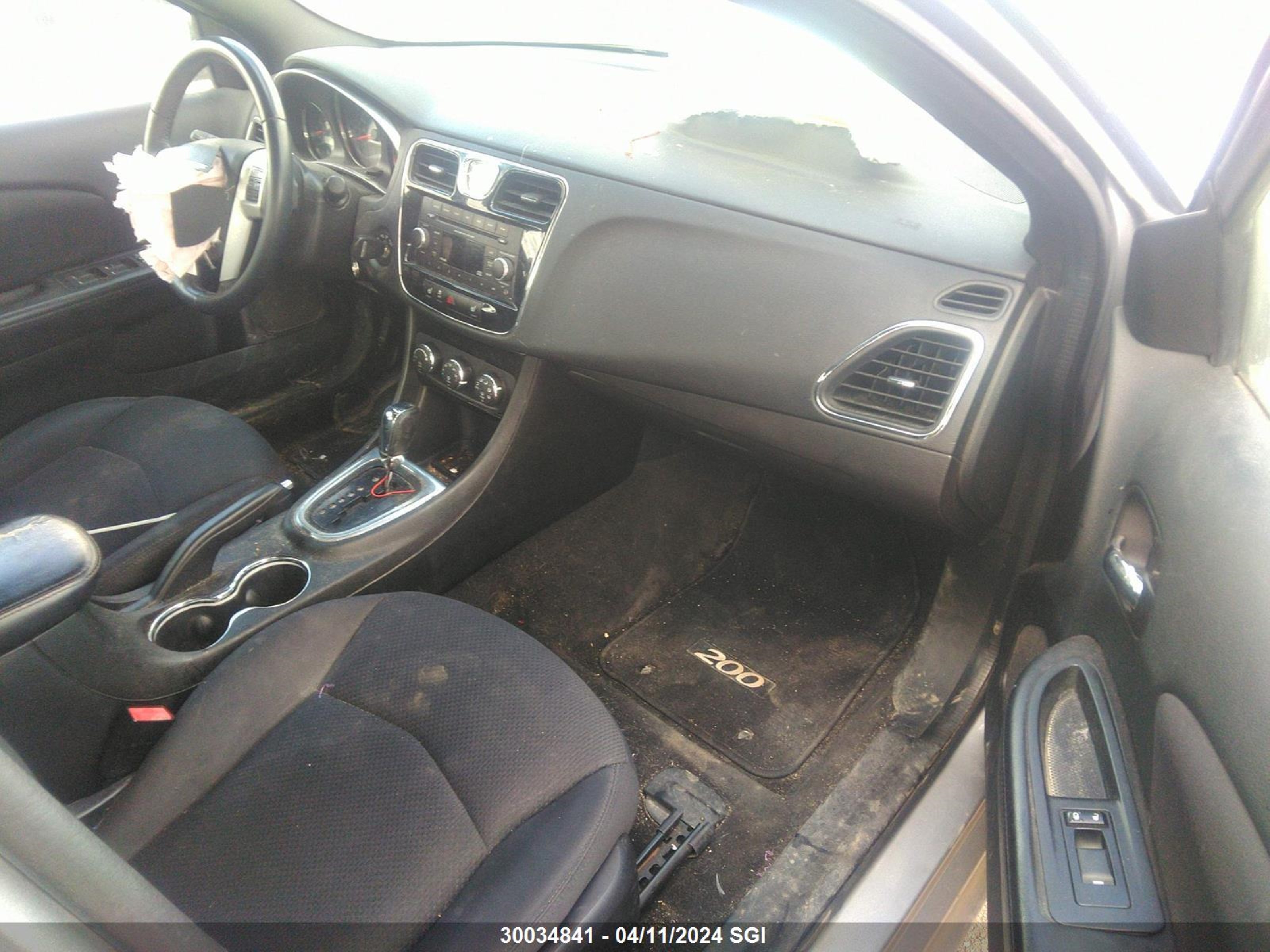 Photo 4 VIN: 1C3CCBBB4EN100700 - CHRYSLER 200 