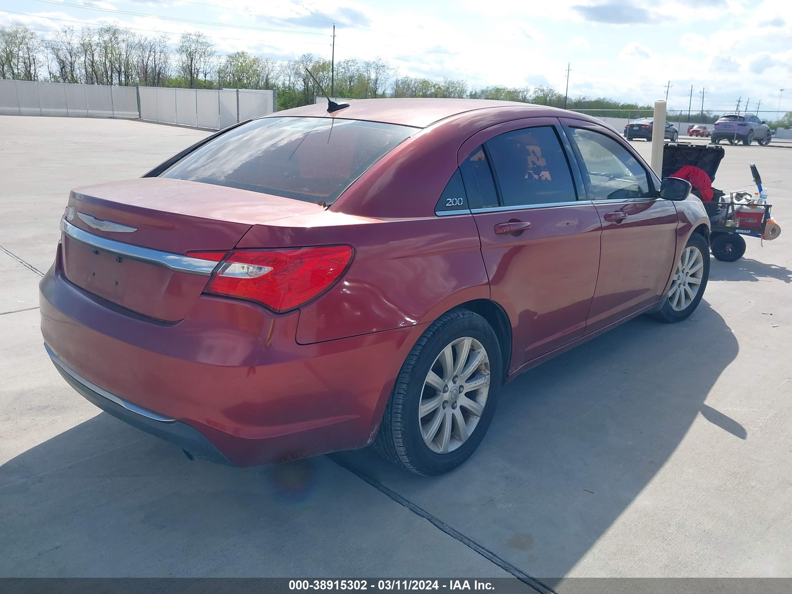 Photo 3 VIN: 1C3CCBBB4EN107968 - CHRYSLER 200 