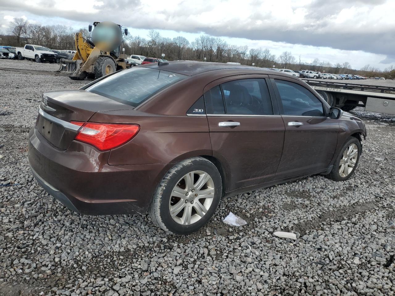 Photo 2 VIN: 1C3CCBBB5CN176181 - CHRYSLER 200 