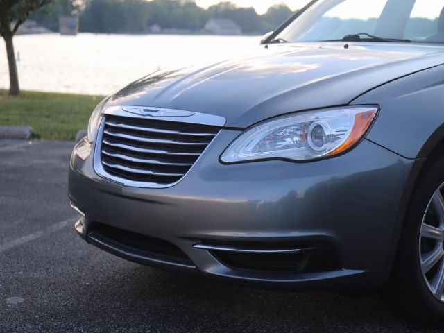 Photo 2 VIN: 1C3CCBBB5DN542805 - CHRYSLER 200 