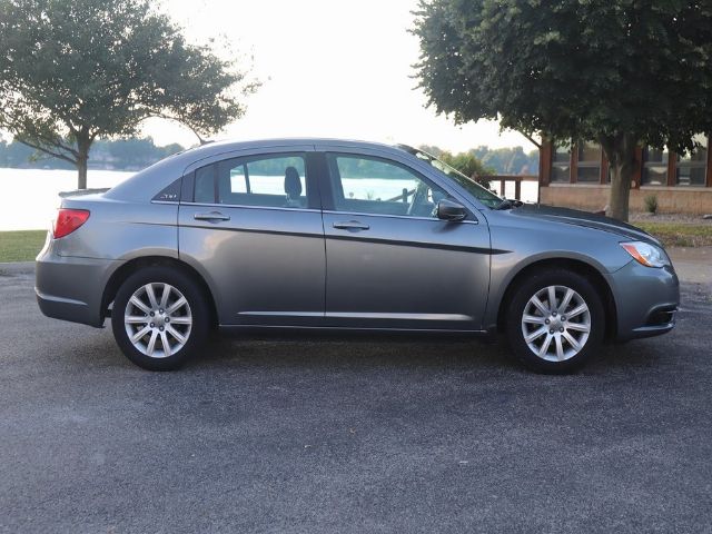 Photo 9 VIN: 1C3CCBBB5DN542805 - CHRYSLER 200 