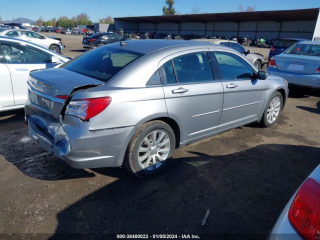 Photo 3 VIN: 1C3CCBBB5DN635744 - CHRYSLER 200 