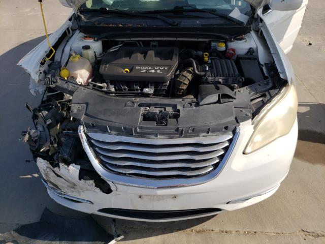 Photo 6 VIN: 1C3CCBBB5DN666010 - CHRYSLER 200 TOURIN 