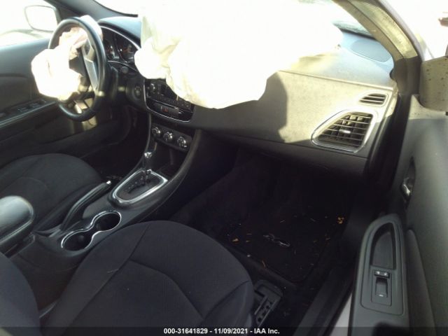 Photo 4 VIN: 1C3CCBBB5DN734905 - CHRYSLER 200 