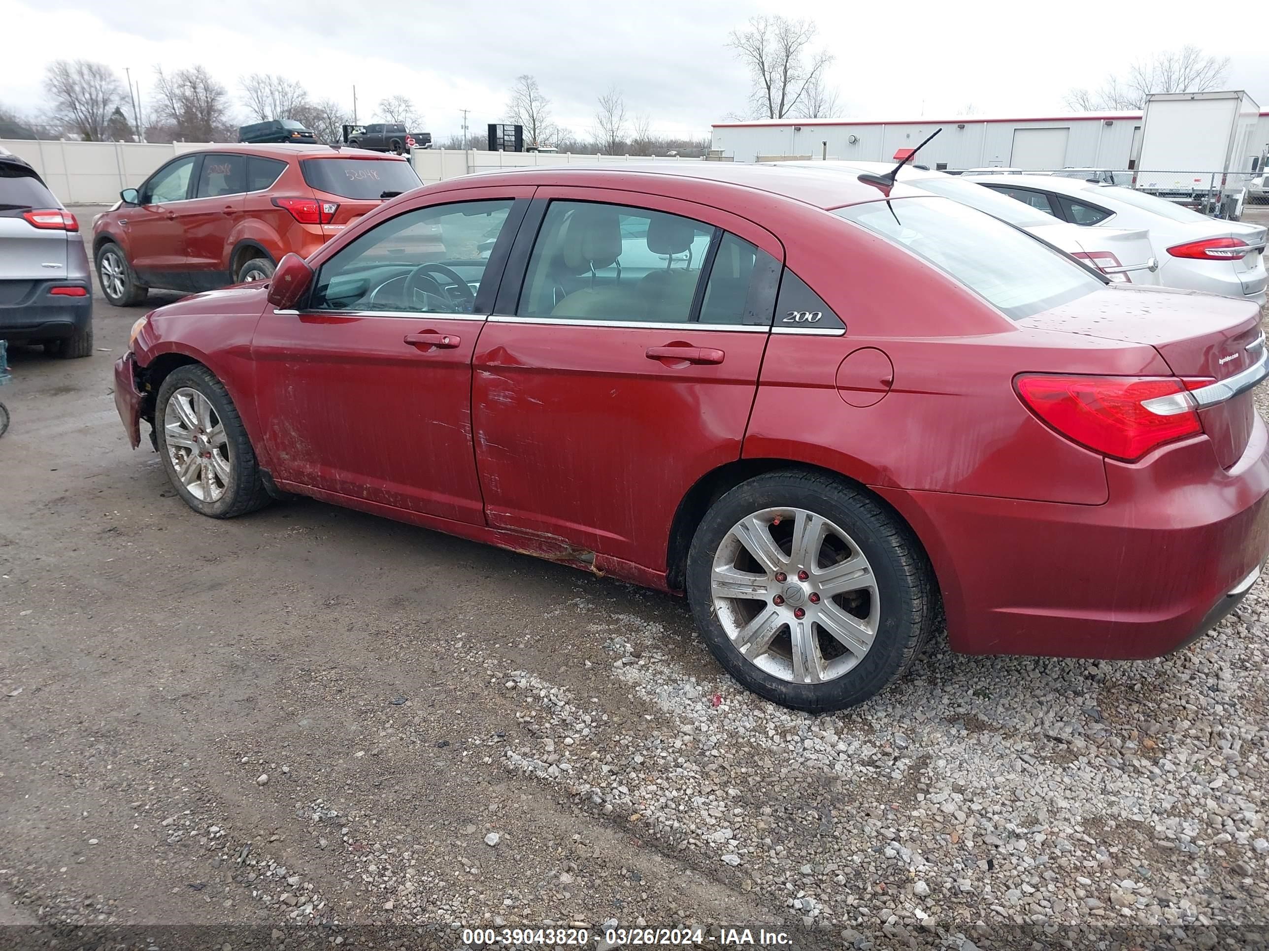 Photo 2 VIN: 1C3CCBBB5EN120115 - CHRYSLER 200 