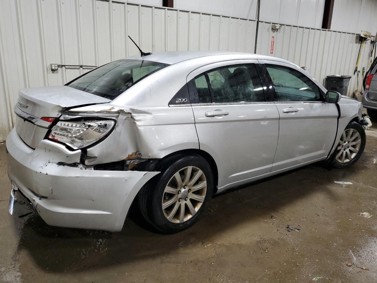 Photo 2 VIN: 1C3CCBBB6CN101778 - CHRYSLER 200 