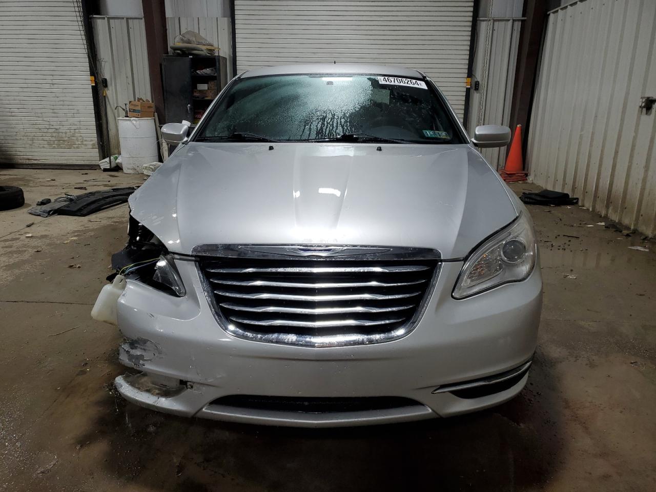 Photo 4 VIN: 1C3CCBBB6CN101778 - CHRYSLER 200 