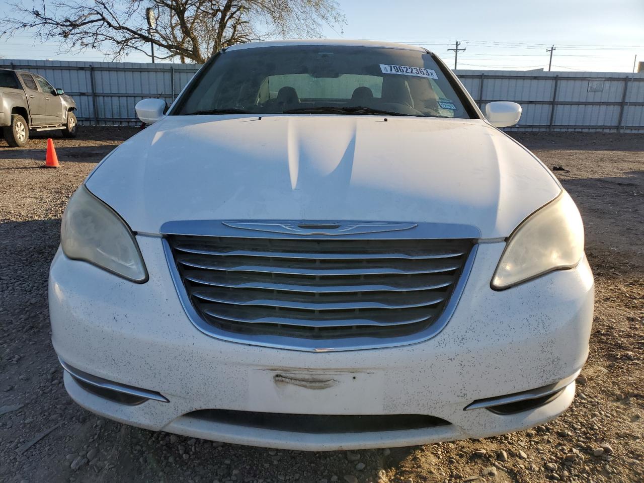 Photo 4 VIN: 1C3CCBBB6CN113655 - CHRYSLER 200 