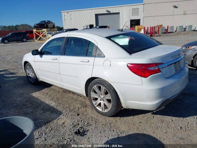 Photo 2 VIN: 1C3CCBBB6DN639351 - CHRYSLER 200 