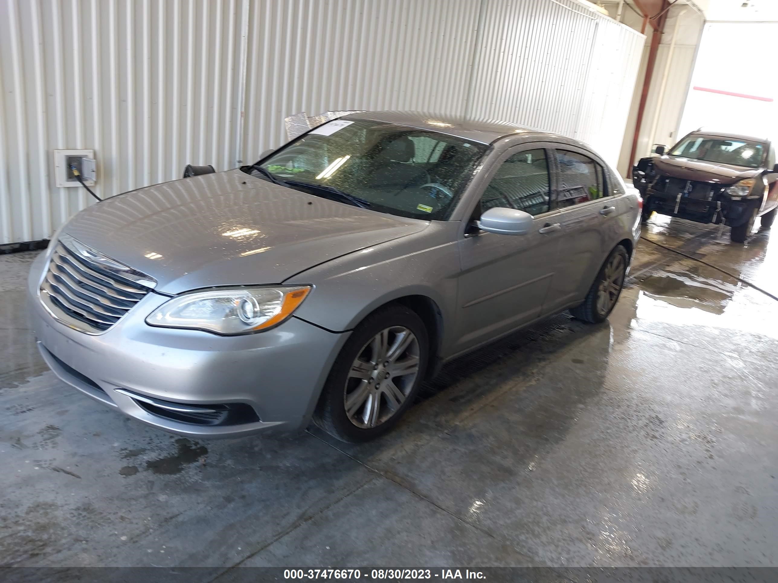 Photo 1 VIN: 1C3CCBBB6DN655937 - CHRYSLER 200 