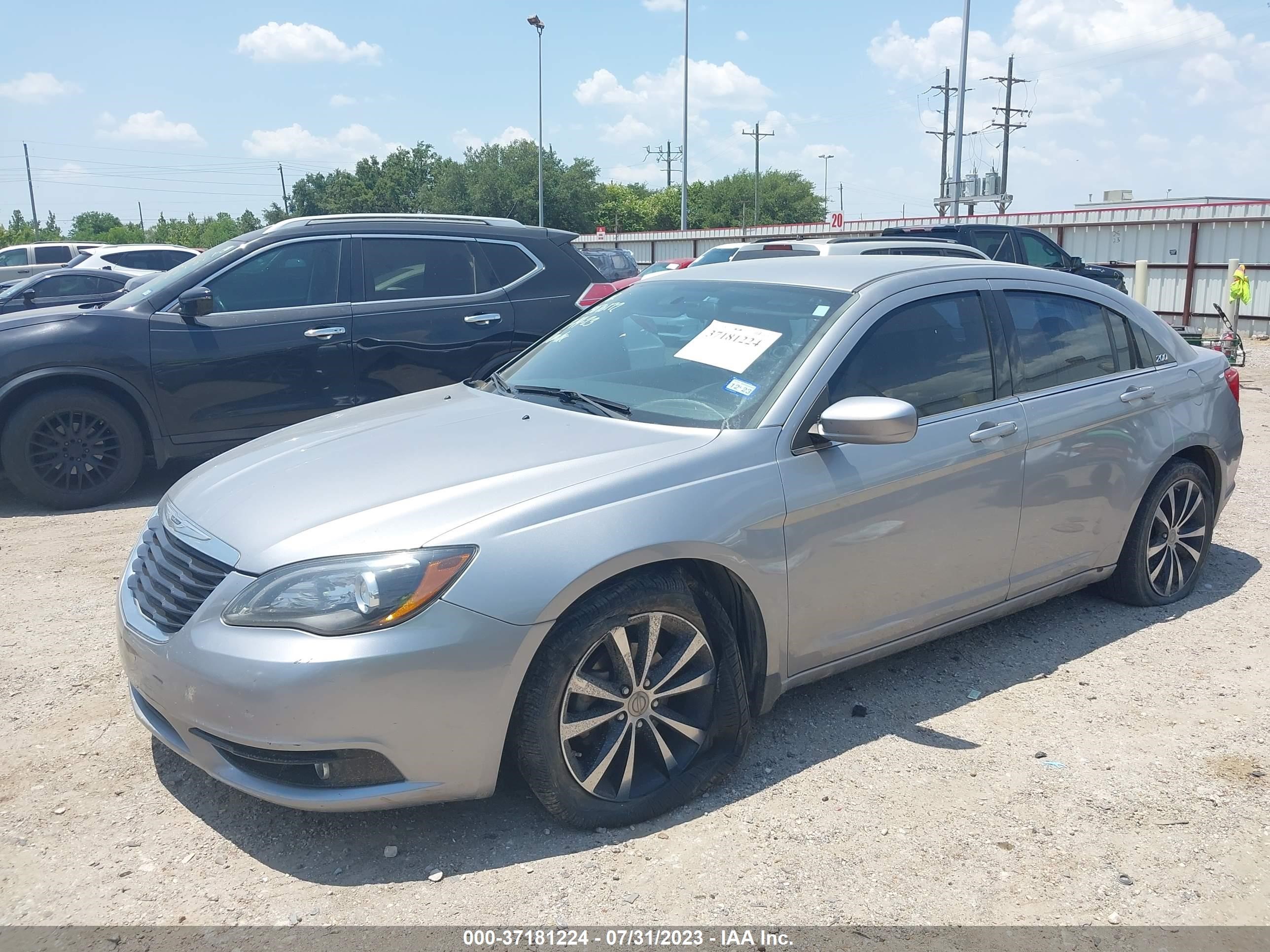 Photo 1 VIN: 1C3CCBBB6EN137649 - CHRYSLER 200 