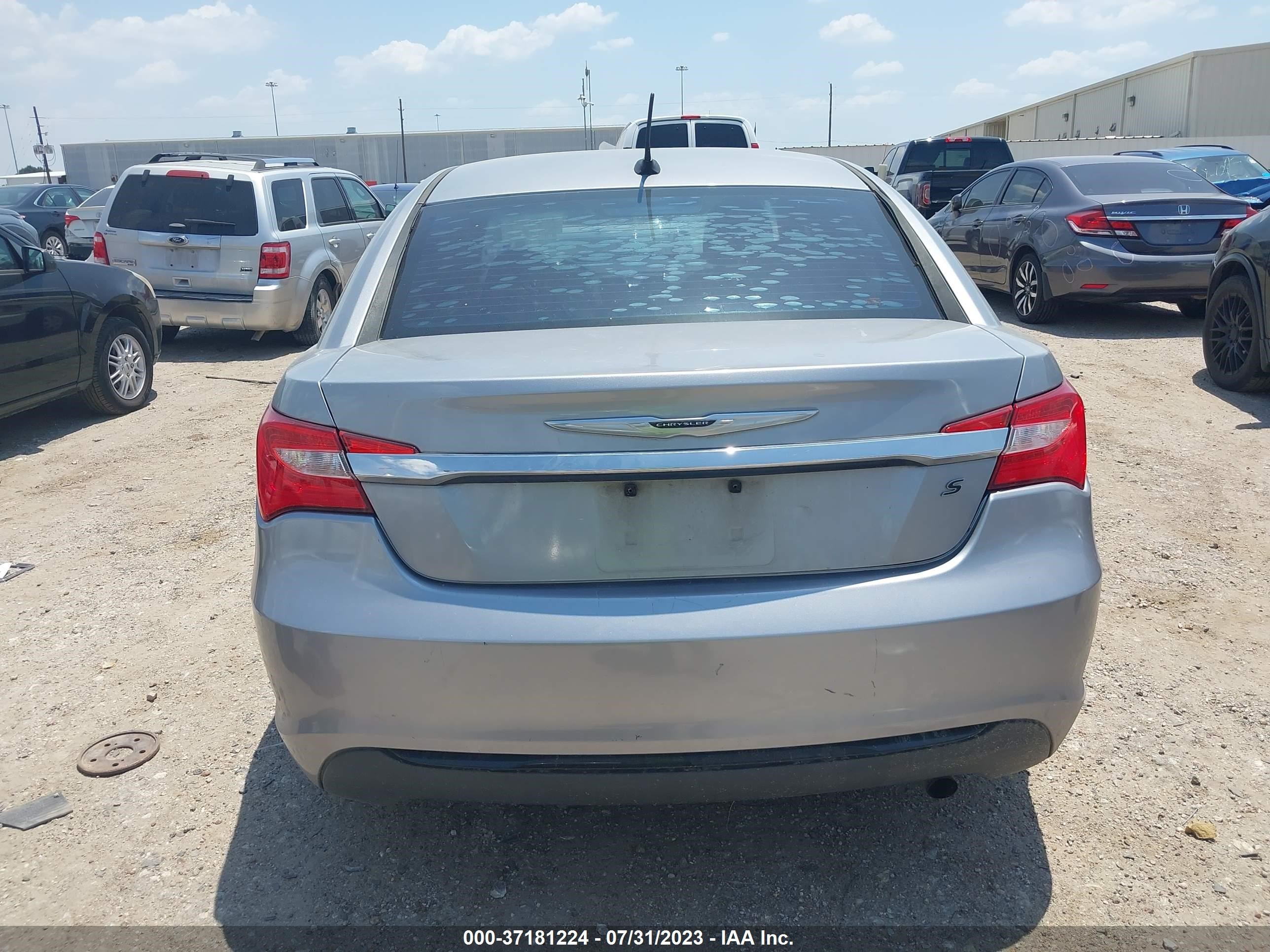 Photo 14 VIN: 1C3CCBBB6EN137649 - CHRYSLER 200 