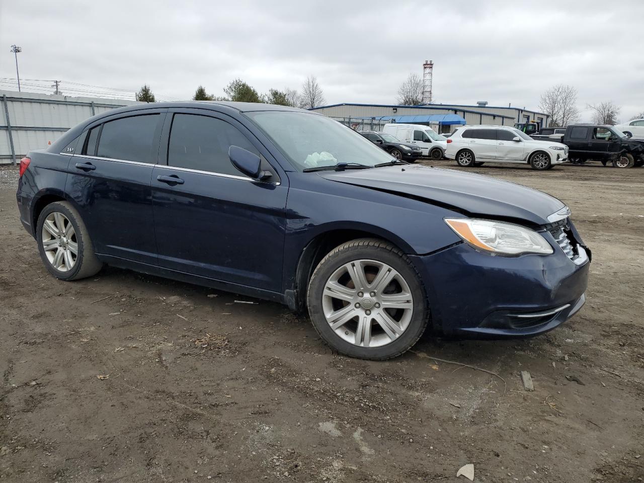 Photo 3 VIN: 1C3CCBBB7DN574462 - CHRYSLER 200 