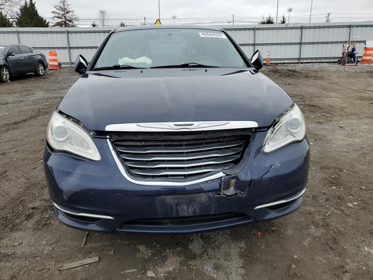 Photo 4 VIN: 1C3CCBBB7DN574462 - CHRYSLER 200 