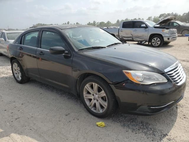 Photo 3 VIN: 1C3CCBBB7DN694648 - CHRYSLER 200 TOURIN 