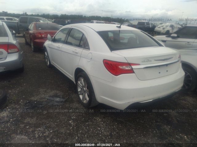 Photo 2 VIN: 1C3CCBBB8CN140498 - CHRYSLER 200 