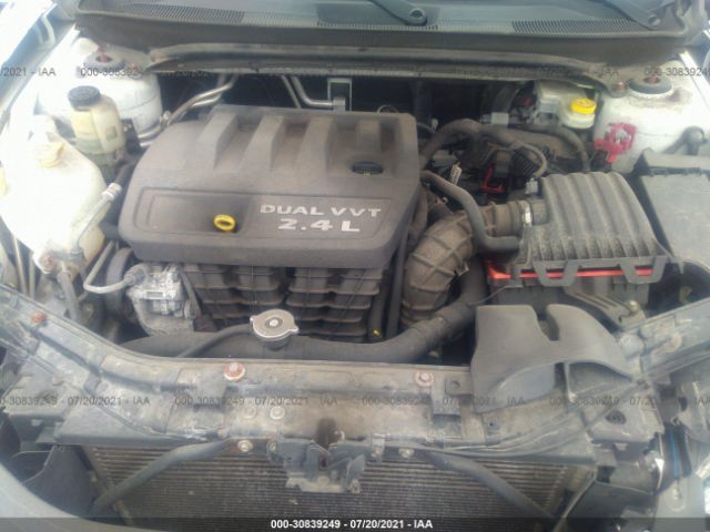 Photo 9 VIN: 1C3CCBBB8CN140498 - CHRYSLER 200 