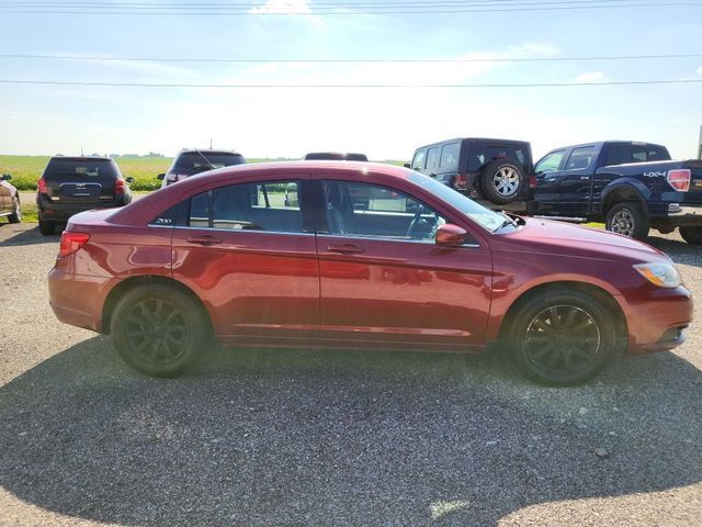 Photo 5 VIN: 1C3CCBBB8CN288005 - CHRYSLER 200 