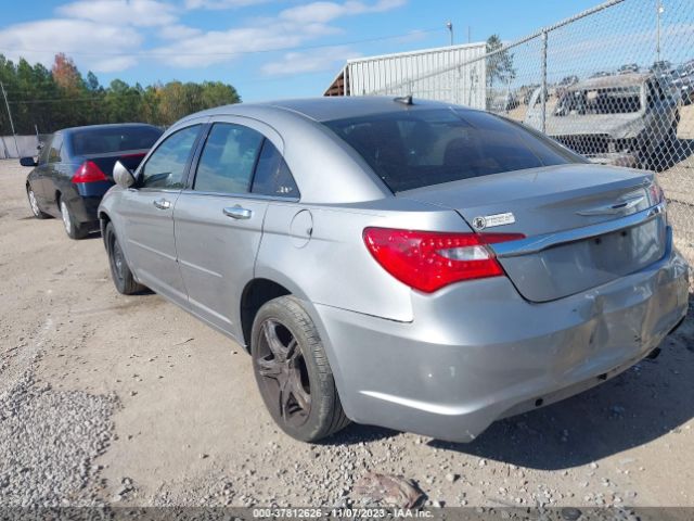 Photo 2 VIN: 1C3CCBBB8DN557556 - CHRYSLER 200 