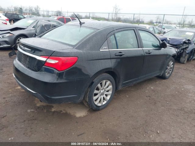 Photo 3 VIN: 1C3CCBBB8DN605623 - CHRYSLER 200 