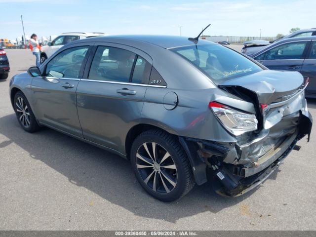 Photo 2 VIN: 1C3CCBBB8DN612121 - CHRYSLER 200 