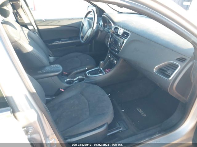 Photo 4 VIN: 1C3CCBBB8EN150578 - CHRYSLER 200 