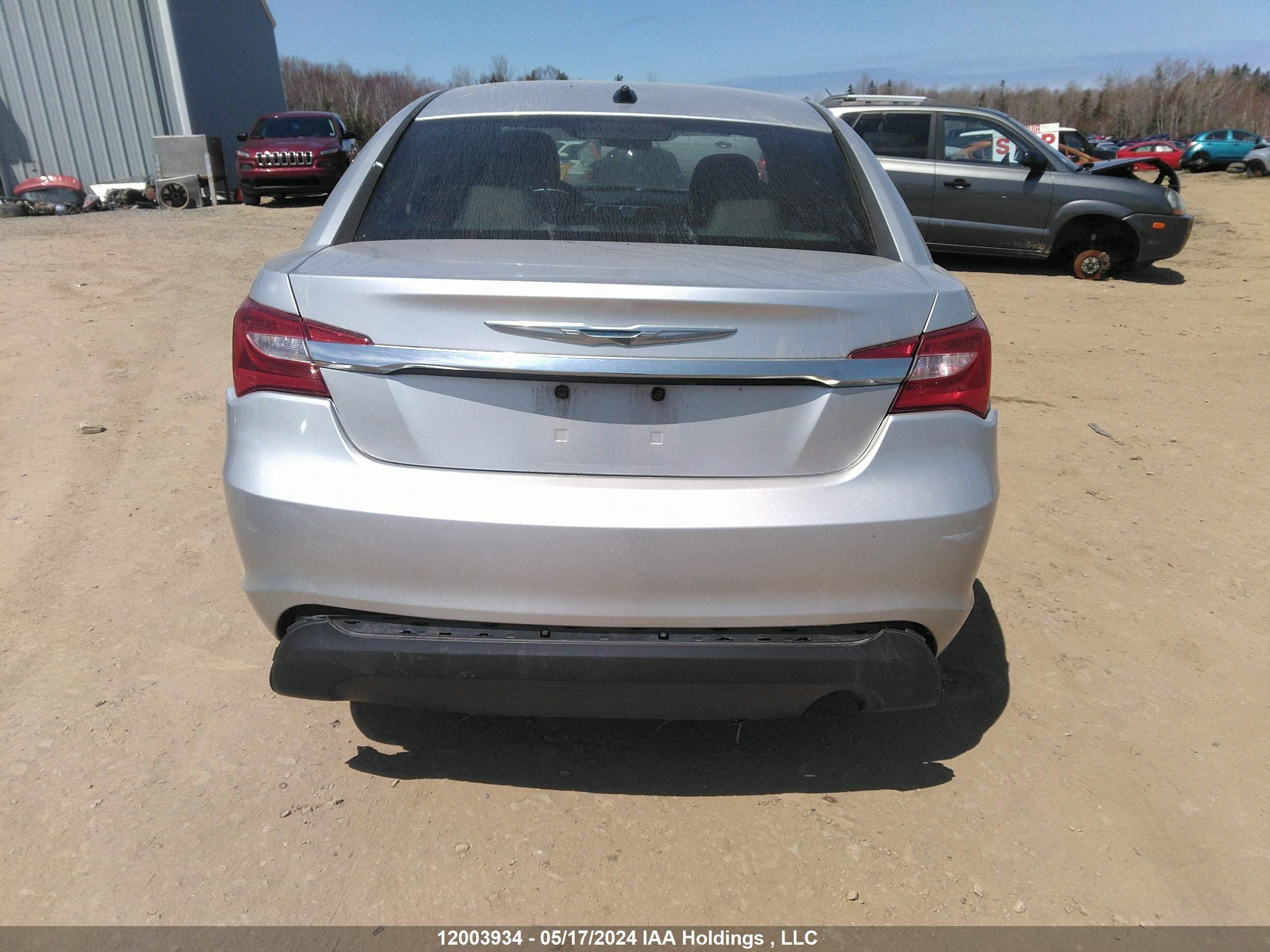 Photo 16 VIN: 1C3CCBBB9CN101502 - CHRYSLER 200 