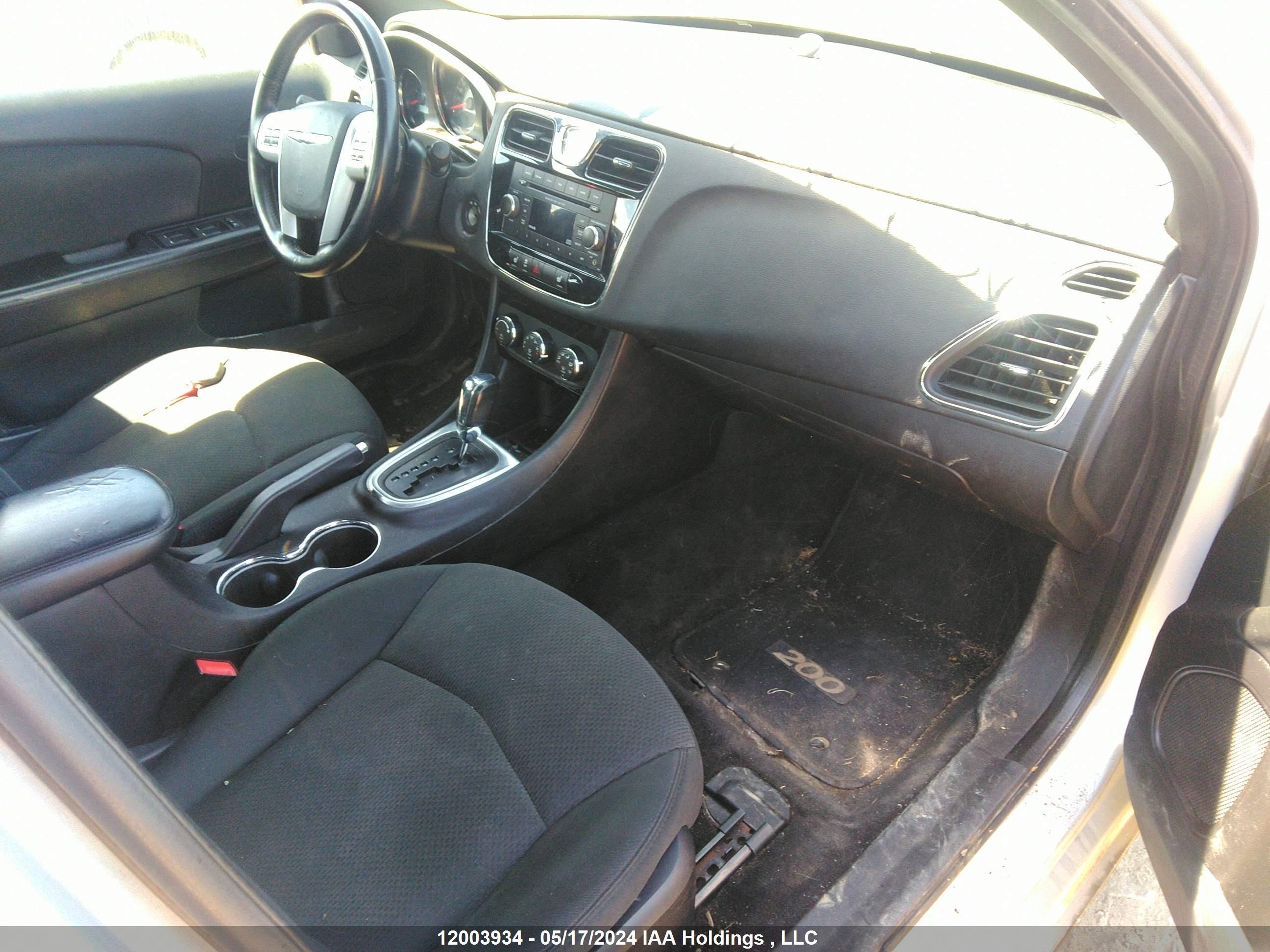 Photo 4 VIN: 1C3CCBBB9CN101502 - CHRYSLER 200 