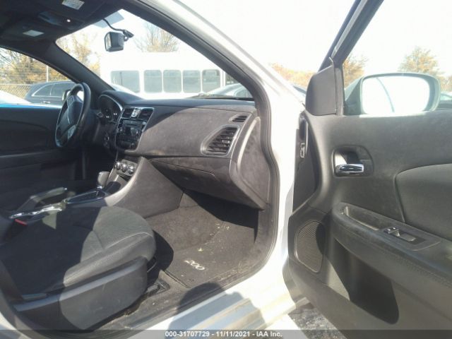 Photo 4 VIN: 1C3CCBBB9CN120373 - CHRYSLER 200 