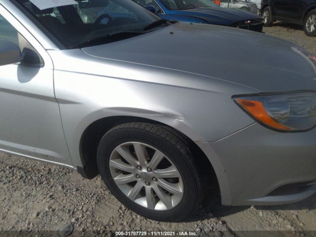 Photo 5 VIN: 1C3CCBBB9CN120373 - CHRYSLER 200 