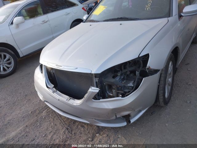 Photo 5 VIN: 1C3CCBBB9CN135732 - CHRYSLER 200 