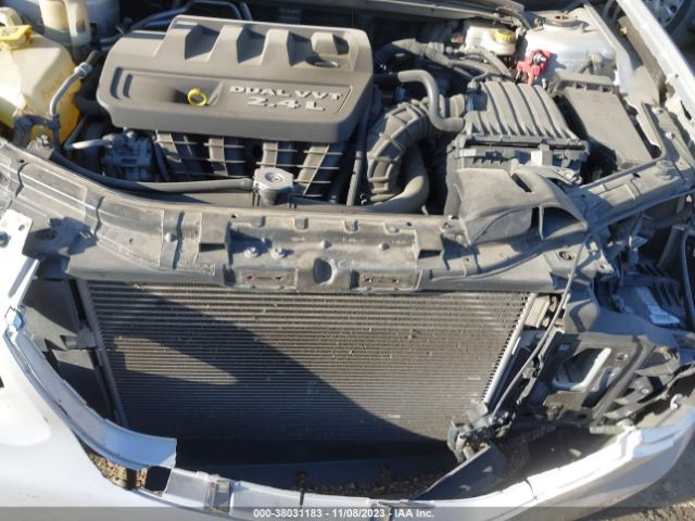 Photo 9 VIN: 1C3CCBBB9CN135732 - CHRYSLER 200 