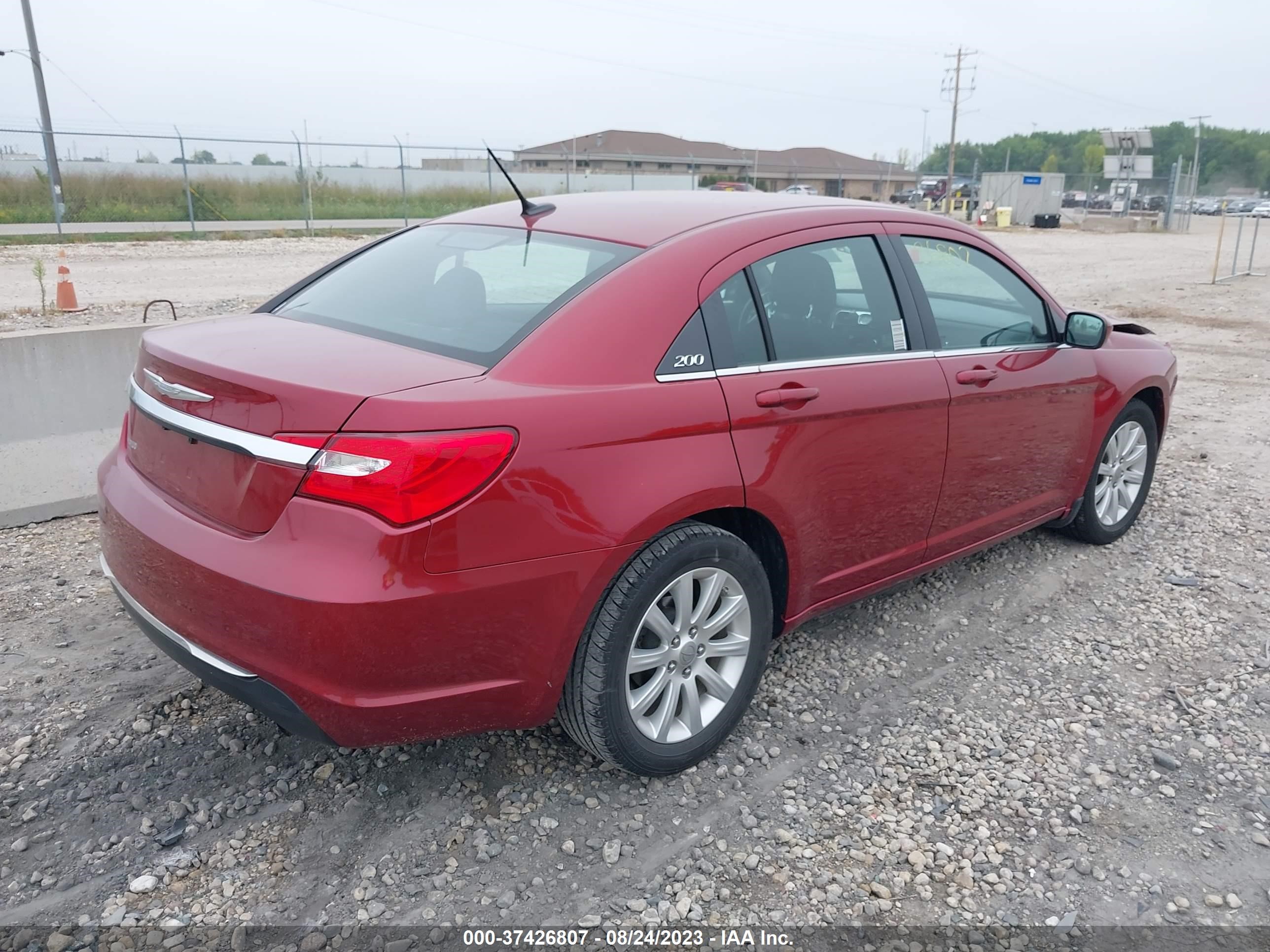 Photo 3 VIN: 1C3CCBBB9CN300131 - CHRYSLER 200 