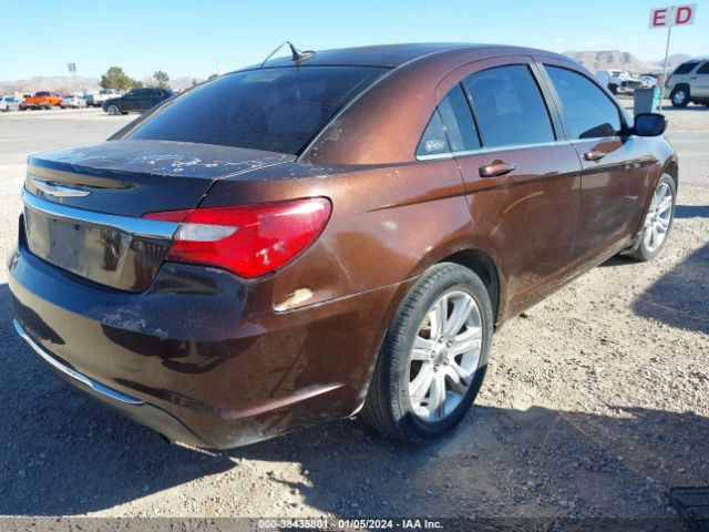 Photo 3 VIN: 1C3CCBBB9CN301151 - CHRYSLER 200 