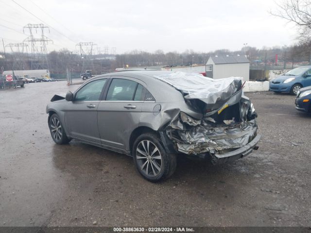 Photo 2 VIN: 1C3CCBBB9DN570588 - CHRYSLER 200 