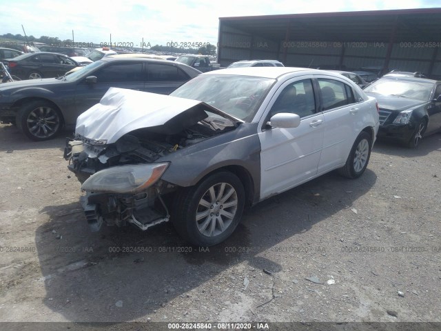 Photo 1 VIN: 1C3CCBBB9DN635911 - CHRYSLER 200 