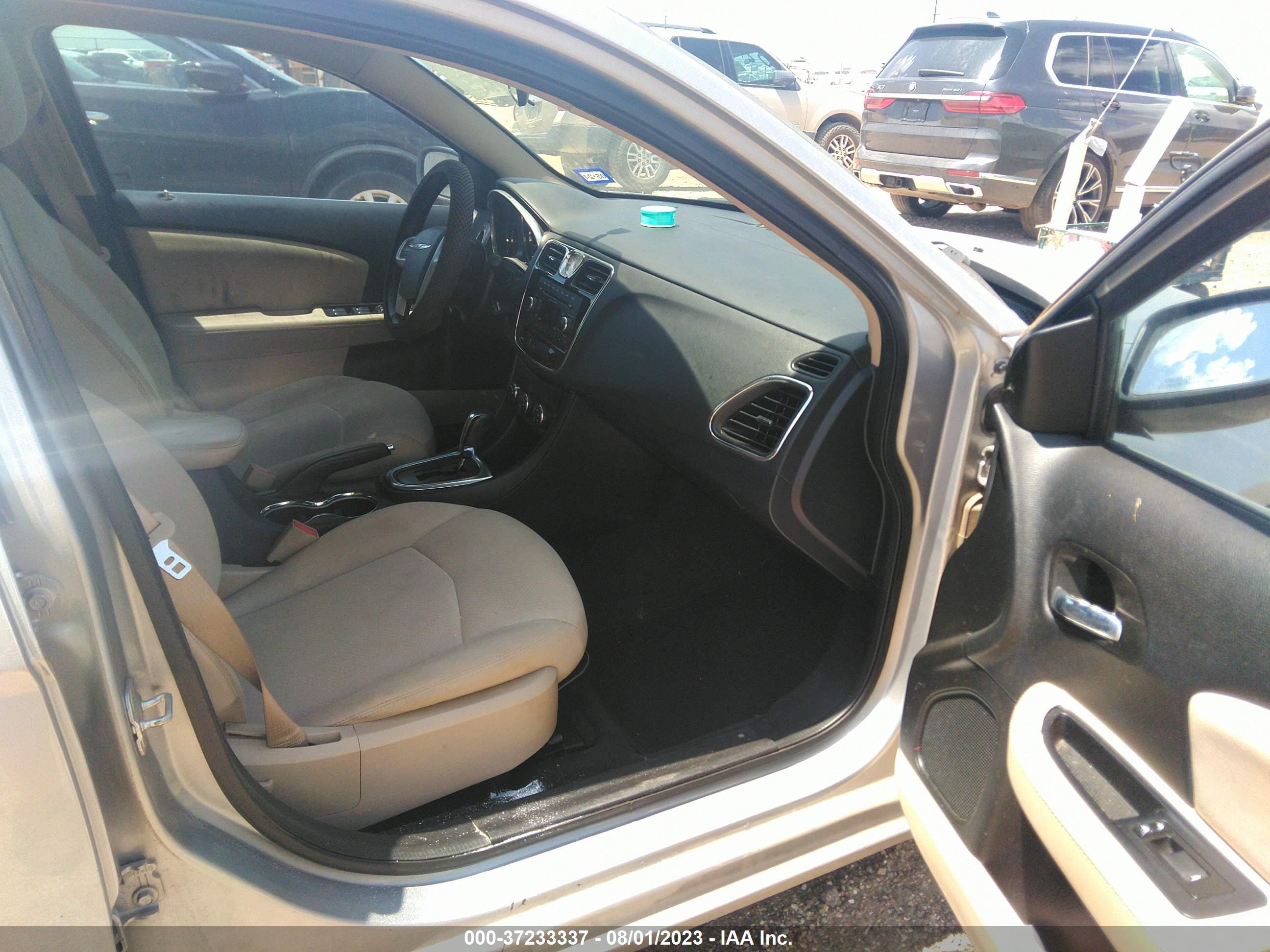 Photo 4 VIN: 1C3CCBBB9DN694389 - CHRYSLER 200 