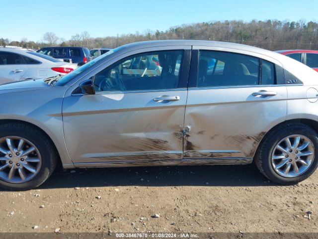 Photo 5 VIN: 1C3CCBBB9DN696031 - CHRYSLER 200 