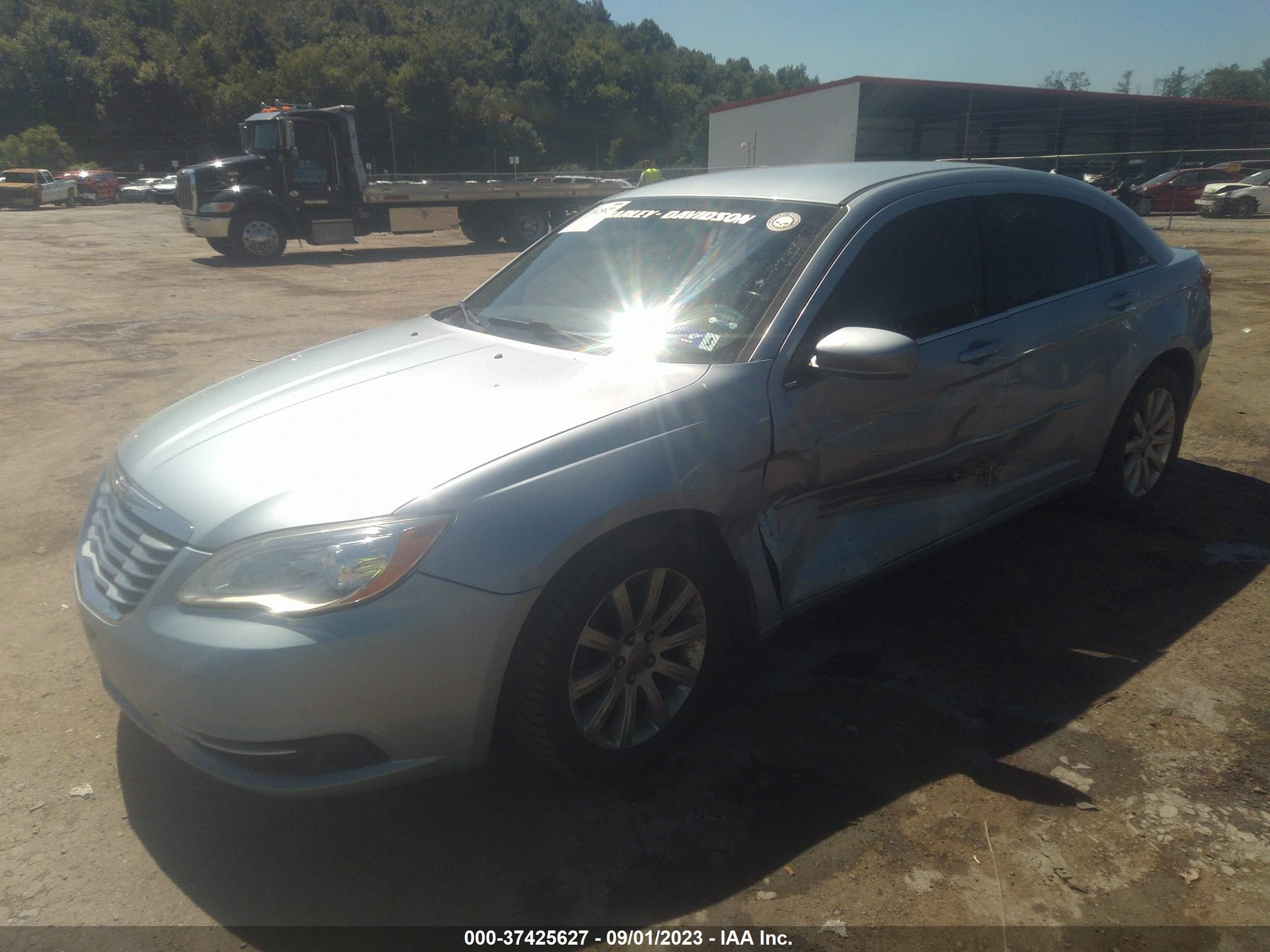 Photo 1 VIN: 1C3CCBBB9DN721736 - CHRYSLER 200 