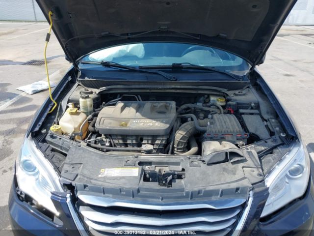 Photo 9 VIN: 1C3CCBBBXCN283890 - CHRYSLER 200 