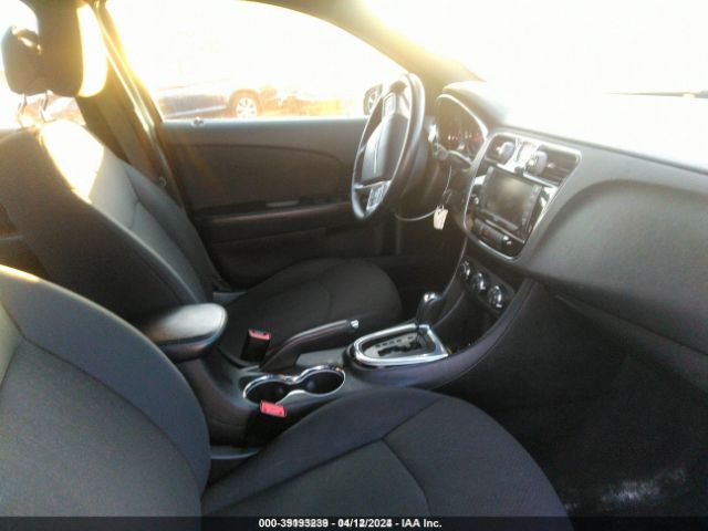 Photo 4 VIN: 1C3CCBBBXDN546039 - CHRYSLER 200 