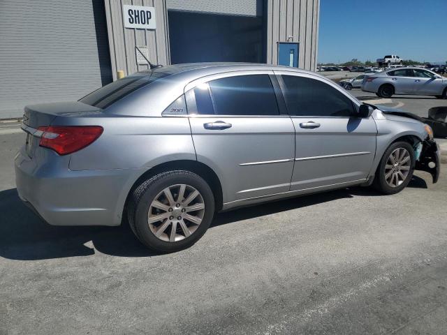 Photo 2 VIN: 1C3CCBBBXDN639711 - CHRYSLER 200 