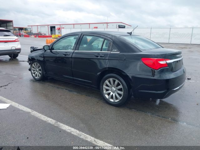 Photo 2 VIN: 1C3CCBBBXDN763333 - CHRYSLER 200 