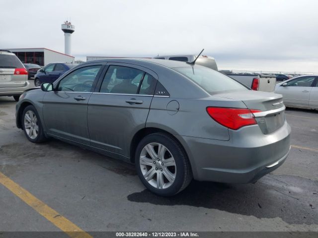 Photo 2 VIN: 1C3CCBBG0DN533635 - CHRYSLER 200 