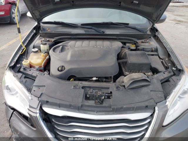 Photo 9 VIN: 1C3CCBBG0DN533635 - CHRYSLER 200 