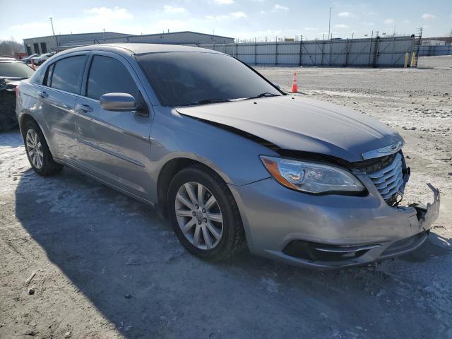 Photo 3 VIN: 1C3CCBBG0DN704190 - CHRYSLER 200 